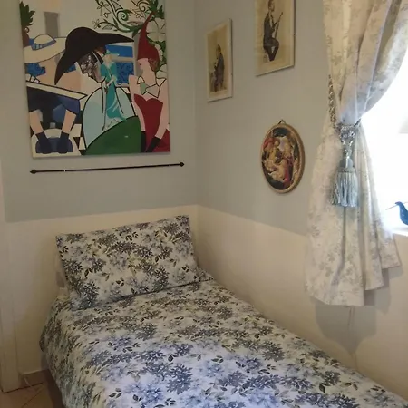 منزل للإقامة Cozy Single In A Period Property *